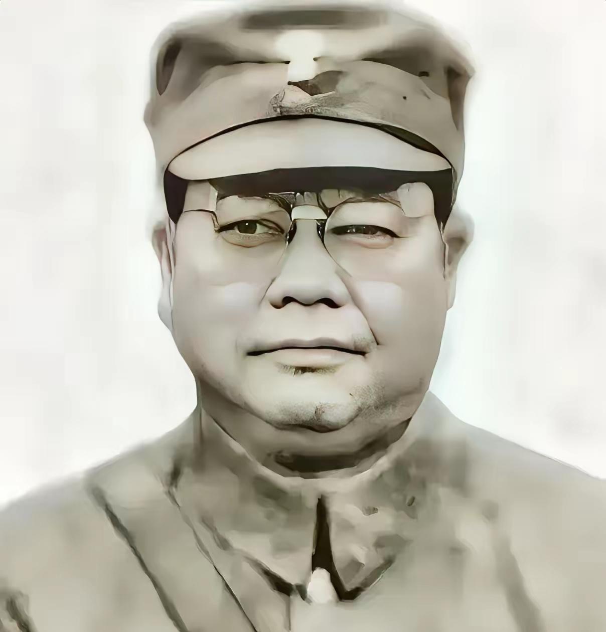 1938年,桂军189师师长俘虏了两名日军,看着日军矮小的身材,师长灵机一动,想