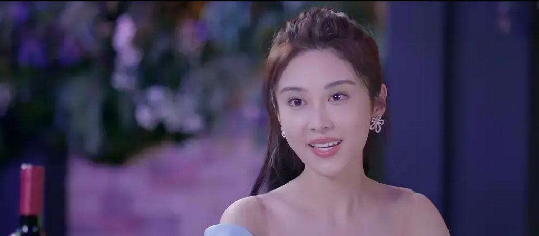 错过一次，错过一生庄序没开口，聂曦光就转身。一条短信“对不起”，她删好友、