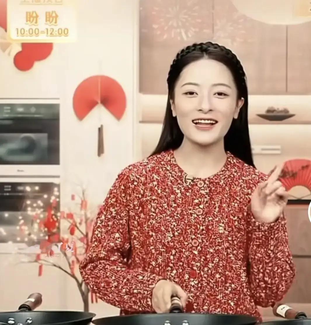 安安直播翻车，这波操作你打几分？主播安安一句“已售500单”，本想硬刚弹幕的“