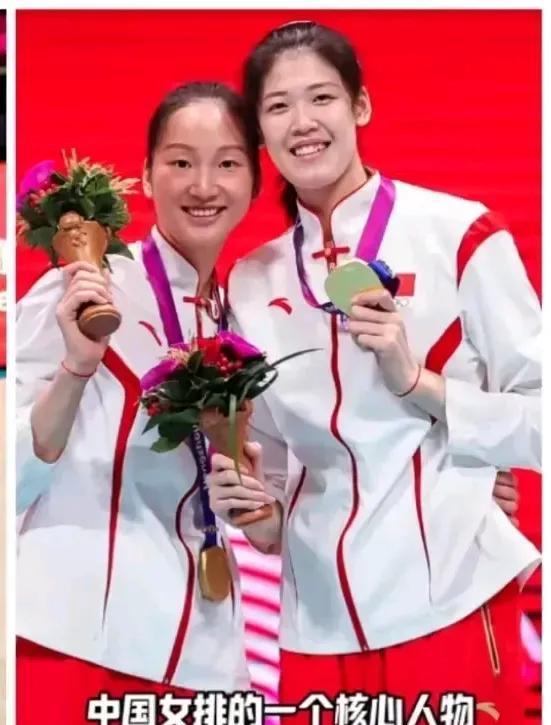 仲慧访谈评价李盈莹：“李盈莹是中国女排的核心球员，与李盈莹是非常好的闺蜜，每次比