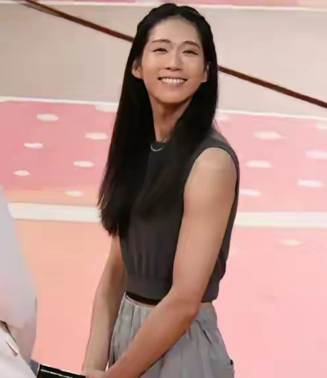 霍启山为什么会弃江旻慧选那然，难道那然是混血儿长得比较漂亮吗？​​​