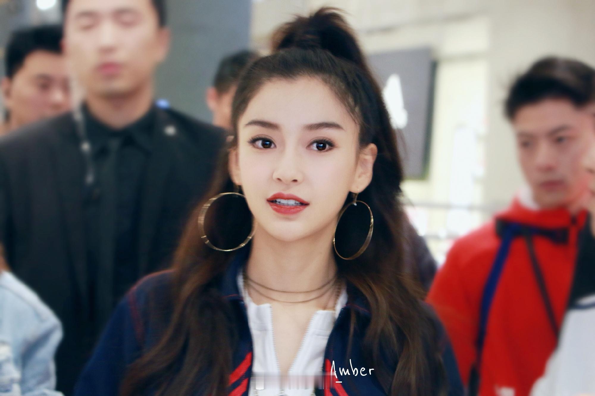 angelababy|杨颖"我承认我有私心我想让你陪我久一点再久一点."