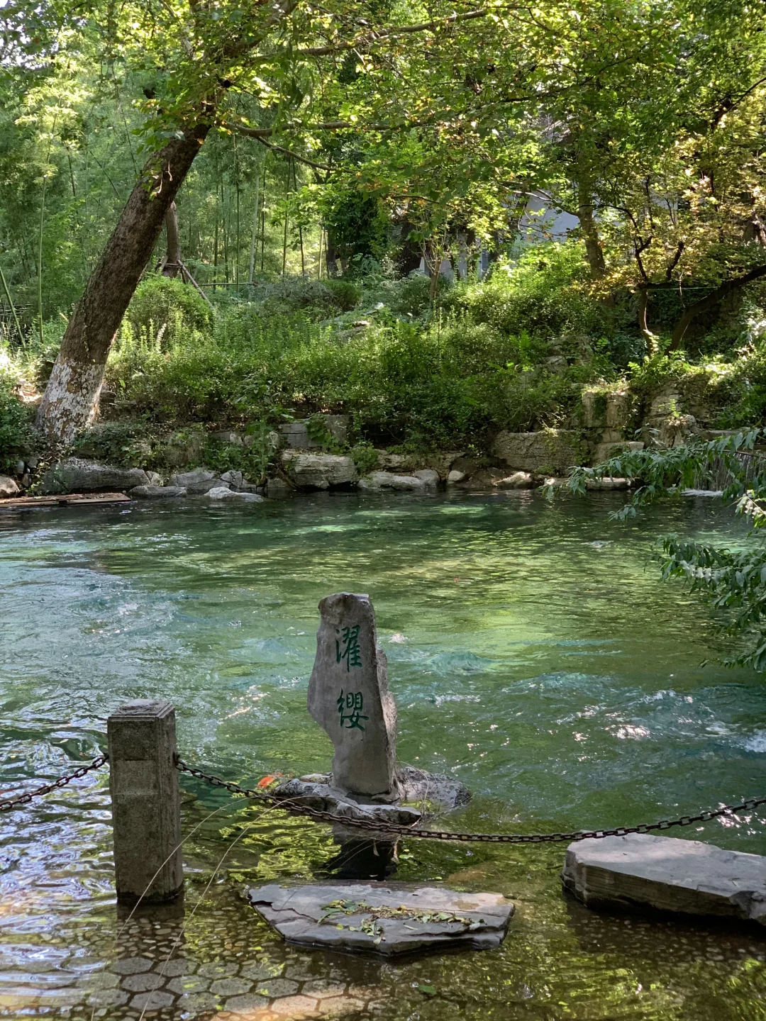 济南趵突泉是一万次的春和景明