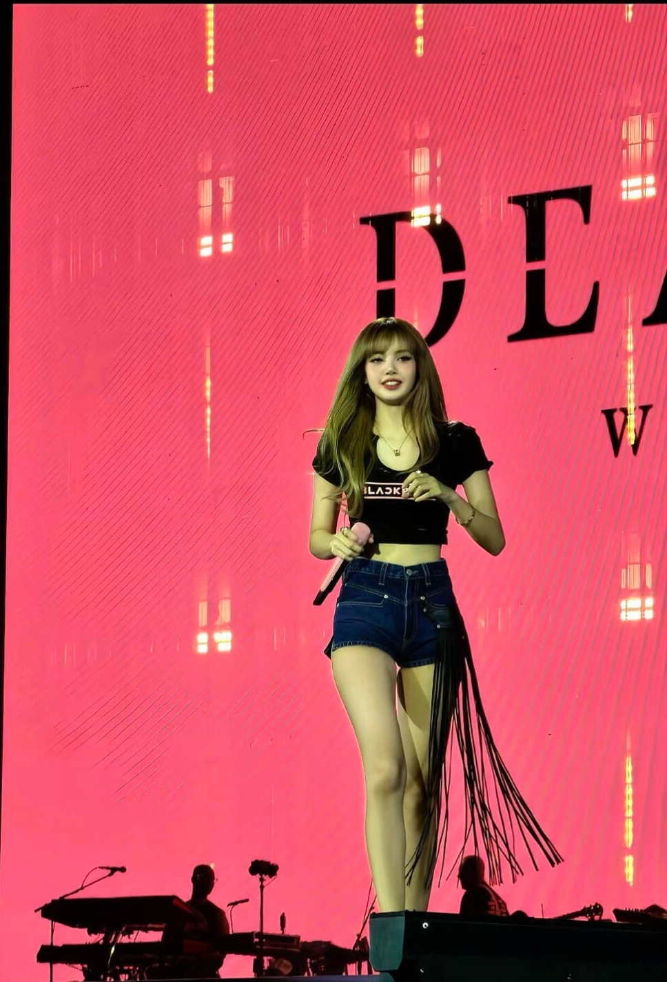 无限接近Lisa的真实身材