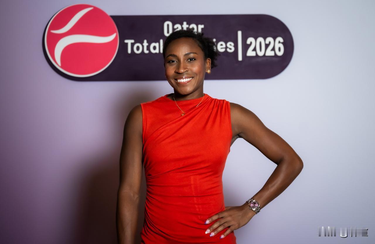 高芙，告负？多哈1000赛有点冷！继鲍里妮惨遭萨卡里横扫出局之后，高芙目前0