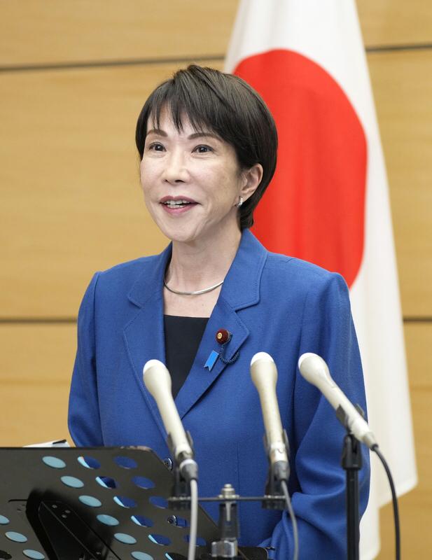 今天聊聊日本首相高市早苗的最新表态。1月19日，高市早苗公开表示，中国收紧对