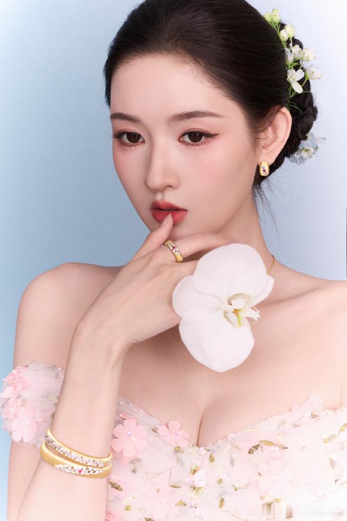 1.王玉雯短期内连掉了两个饼，而且都是被临时截胡，对她的打击还是挺大的。但这种情