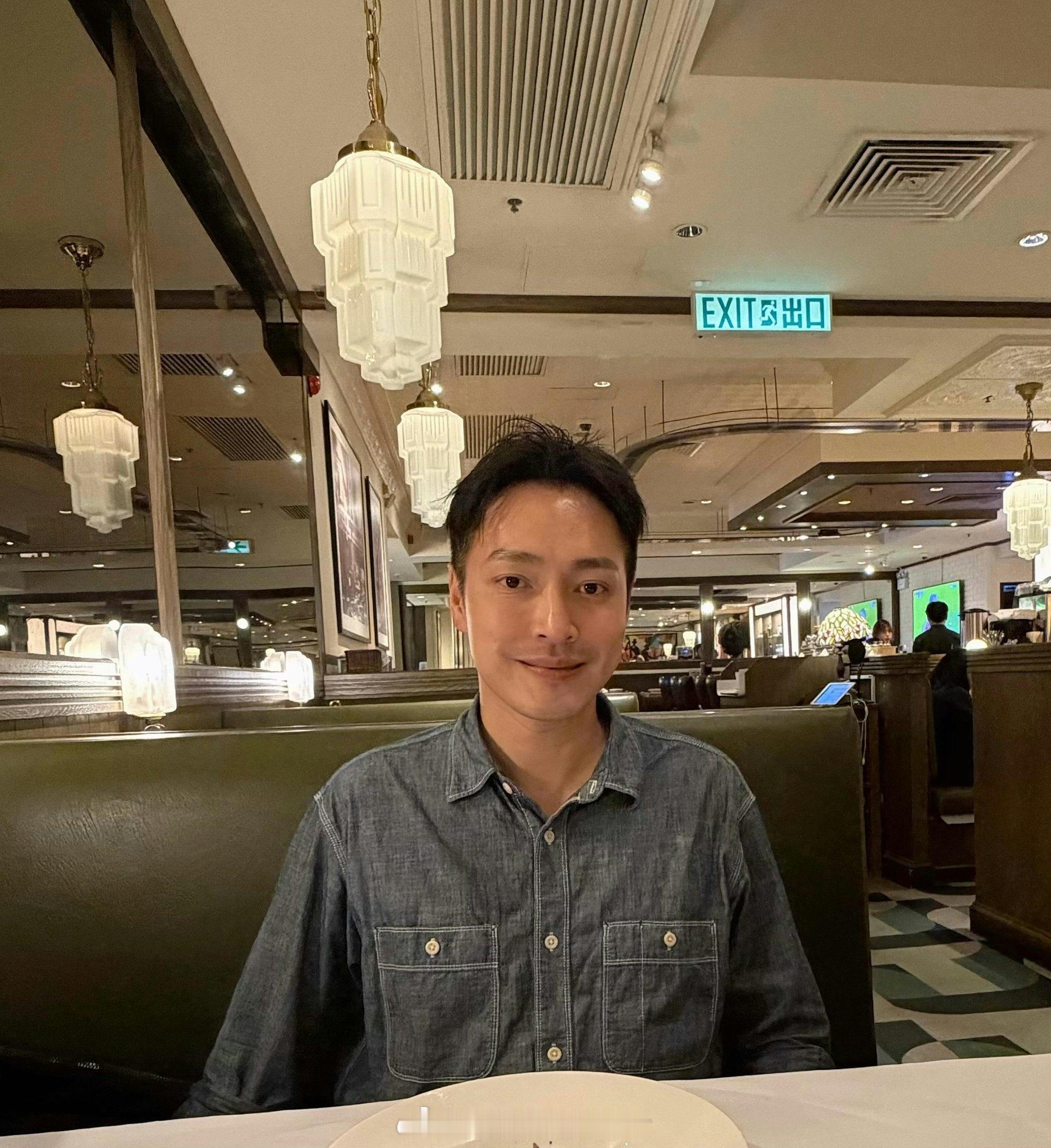 林景程一句话引发离巢TVB猜测，发文交代自身未来事业发展方向曾在《万千星辉颁奖典