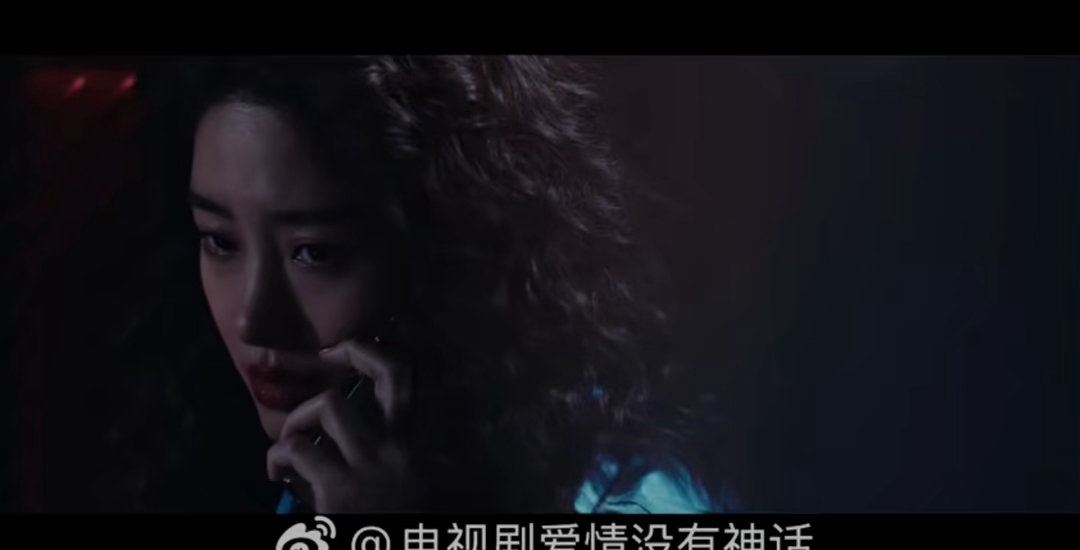 杨采钰破碎感杨采钰连着哭几天了从亲情隔阂到感情内耗，再到人际裹挟，周媚的崩溃从不