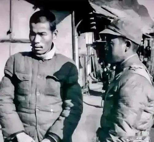 1947年11月，解放军给郏县的国军中将武庭麟送去劝降信，武庭麟下令将送信人杀掉