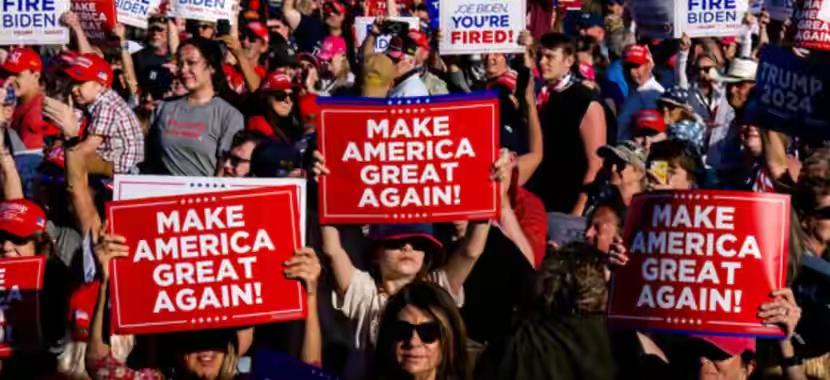 900万人上街，什么概念？每36个美国人里，就有一个走上街头。越战时期最大规模