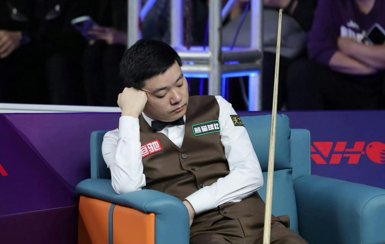 随着丁俊晖在玉山公开赛资格赛中2-5不敌傅家俊，他已经丧失直通克鲁斯堡资格的主动