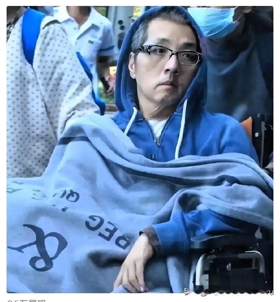 袁惟仁走了。网上流传一段很戳人的说法：他弥留之际最放不下的，不是一双孩子，