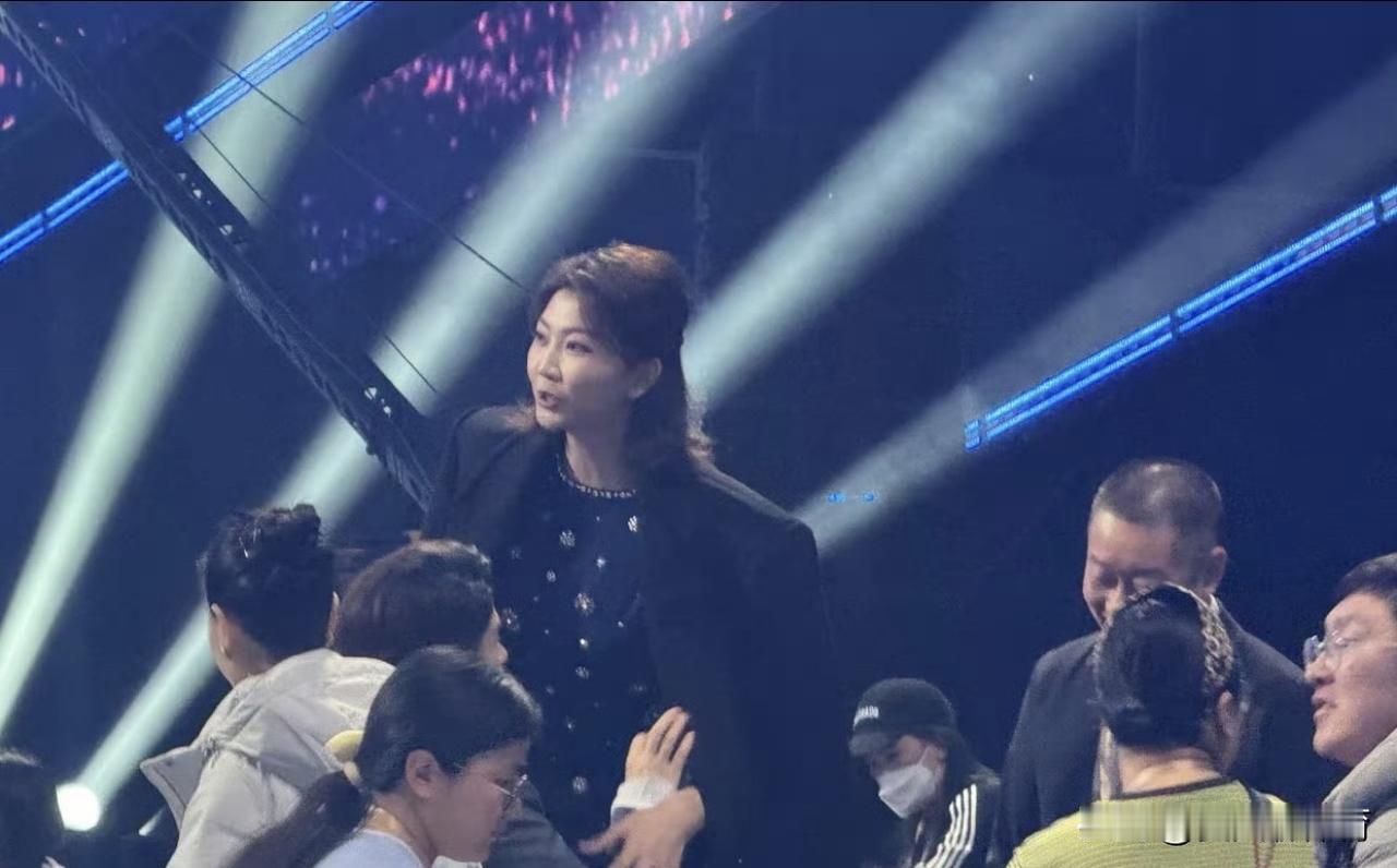 原来袁心玥前几天去北京参加录制活动！央视把袁心玥也请去了，是录制2025年体坛荣