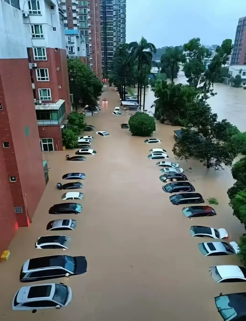 8月4日、5日，一场大暴雨，广东全面告急:这种自然灾害，官方媒体一句话表述“百年