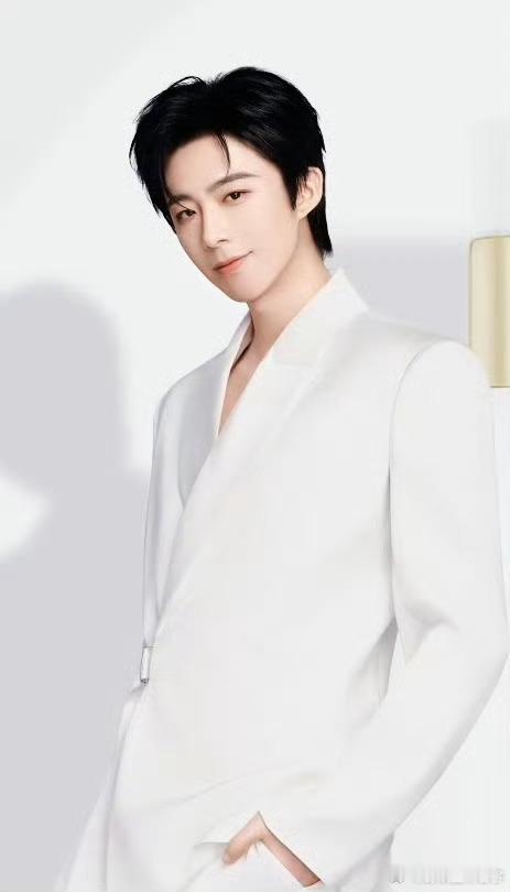 恭喜刘宇宁OLAY身体护理品牌全线代言人[爱心][爱心]作品爆+商业价值强刘宇宁