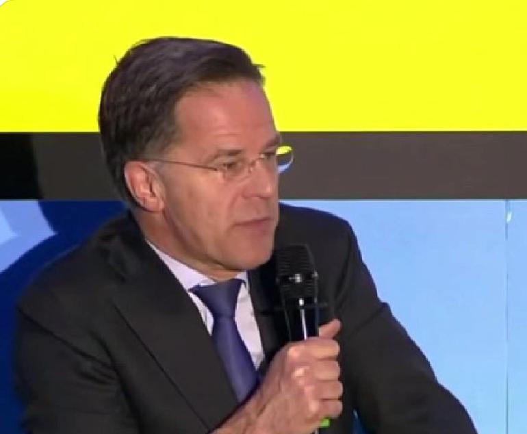 吕特：我们不要忘记，目前，由于乌克兰的顽强抵抗，俄罗斯正在损失大量士兵﹣﹣乌克