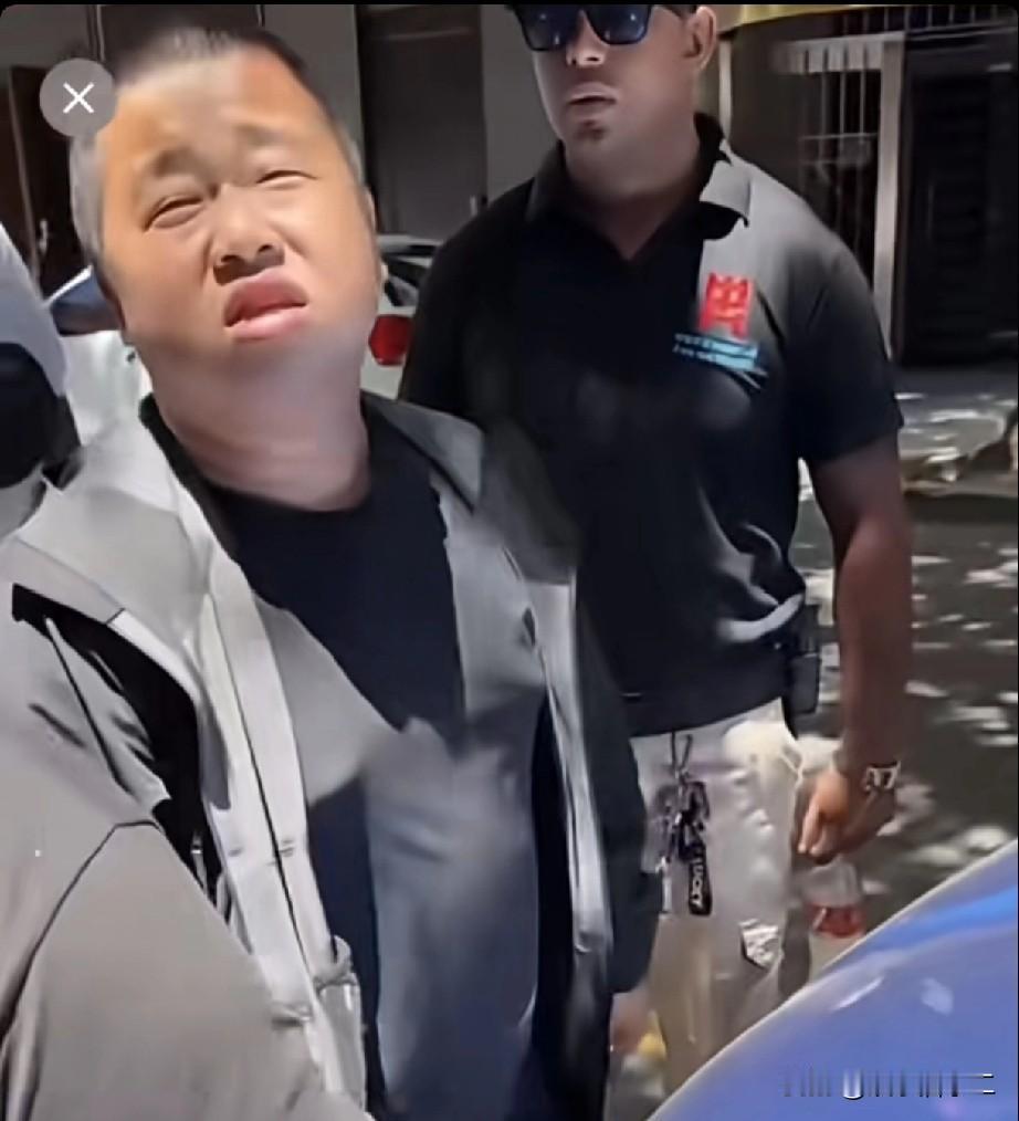 蓝战非讲述自己在南非被中国人绑架的经历，这时候才明白杜克当初那句话的含金量，出门