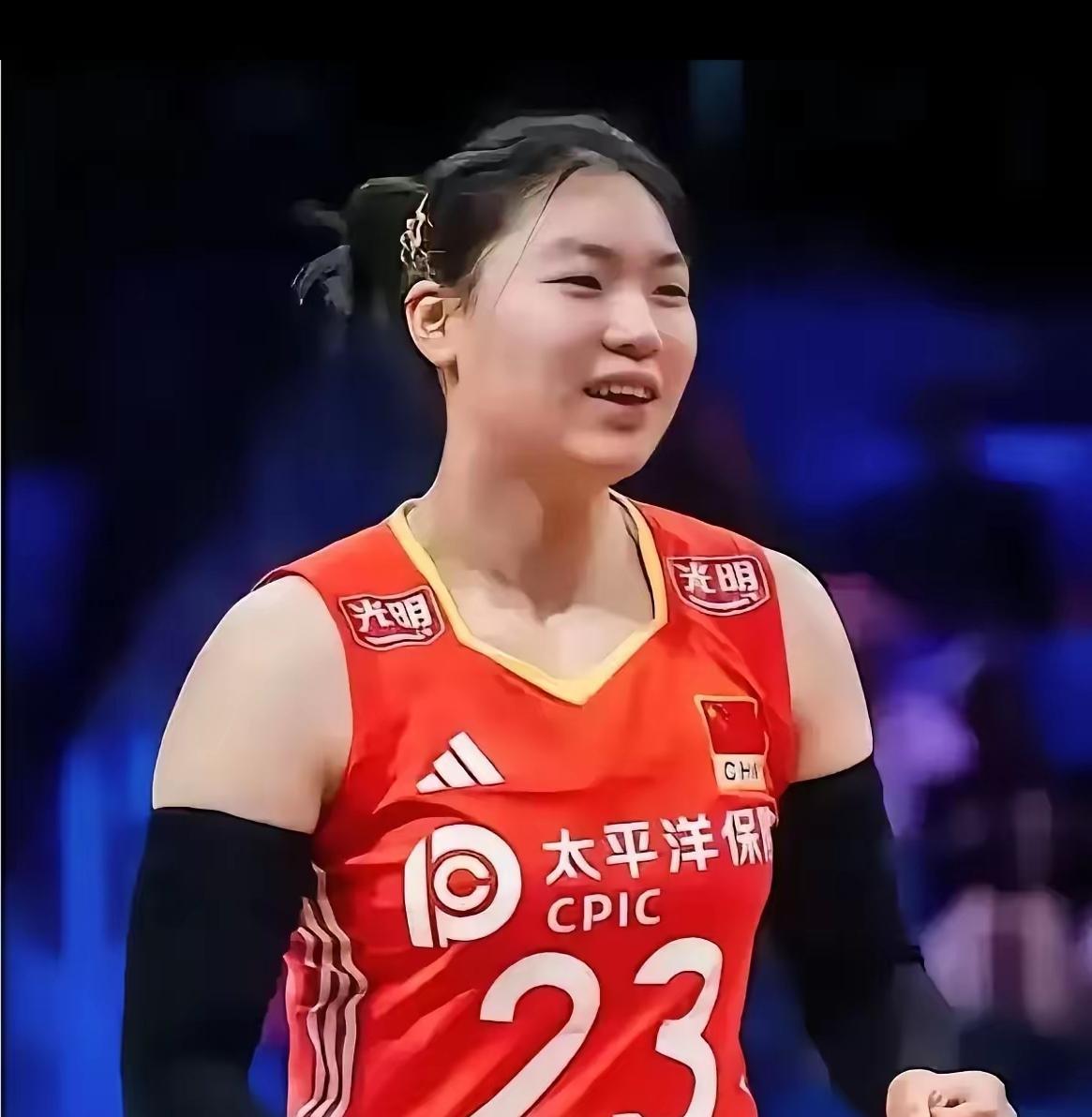 这两个小孩年龄相仿，但在国家队的境遇却大相径庭张籽萱，南京人，20