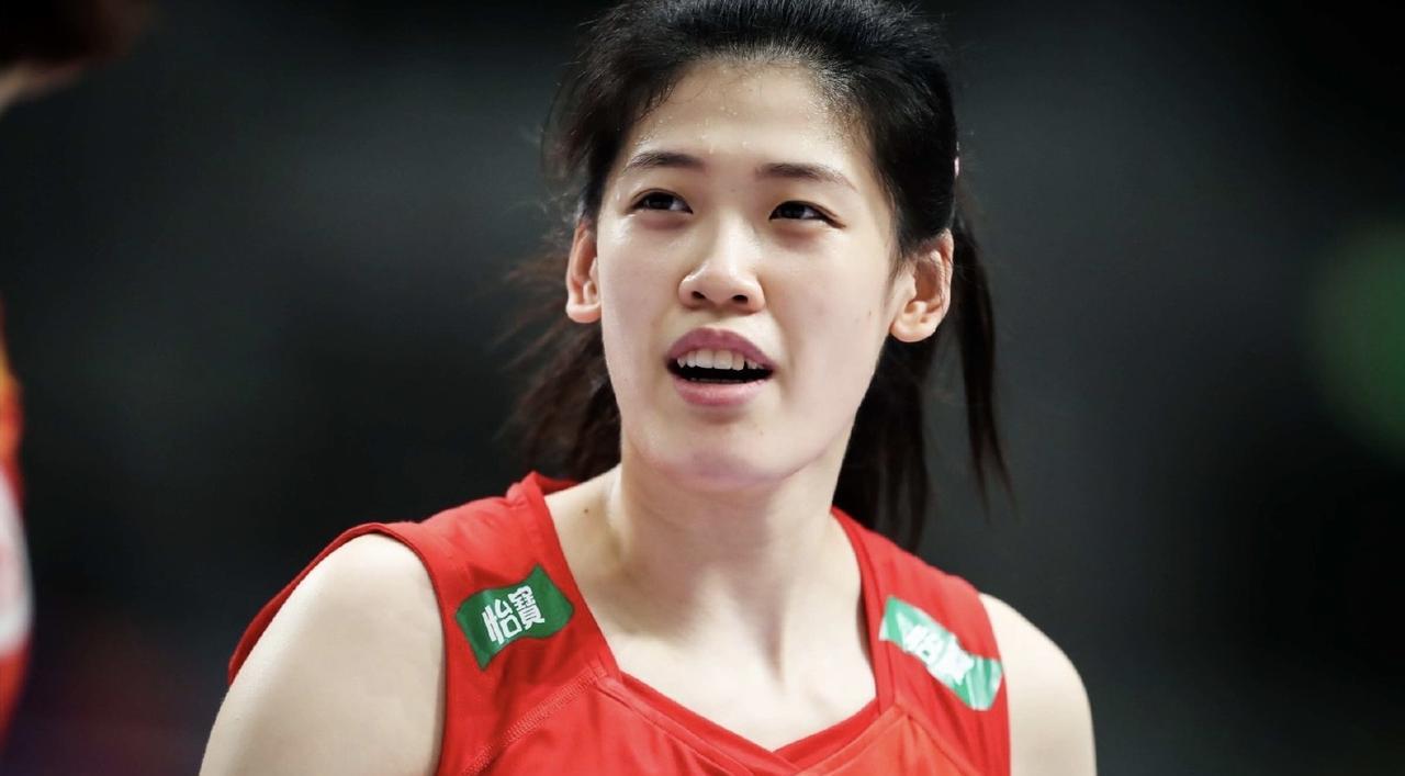 费内巴切俱乐部董事会成员—胡鲁斯.贝尔古：我们会从中国引进袁心玥和李盈莹“我们