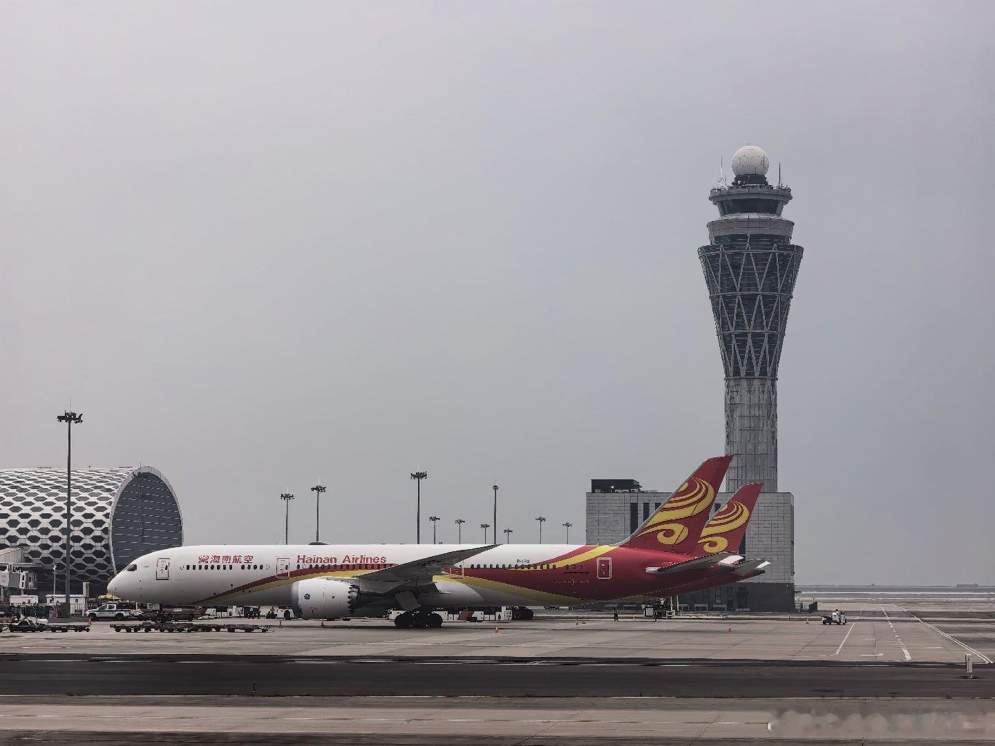 加强商务和金融协同更大力度提振消费看来2026年将是从“买买买”进入“换换换”