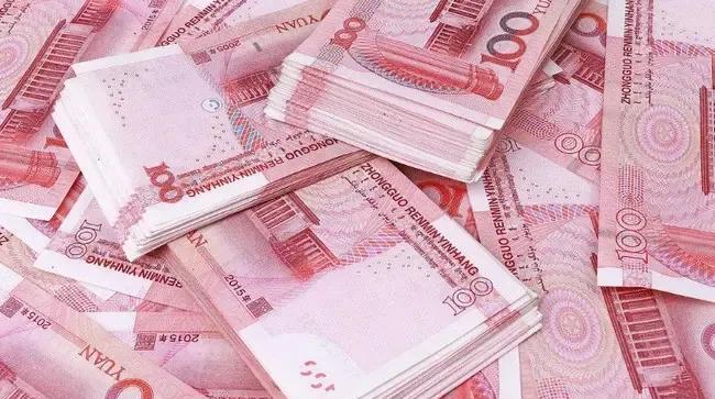 本金八W，支付宝直接买股票基金，今年二月份到目前为止收益率为十二点左右，支付宝买