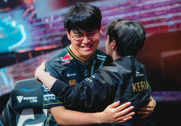 韩媒: T1与Guma在年薪上未能缩小分歧;T1接触LPL知名AD