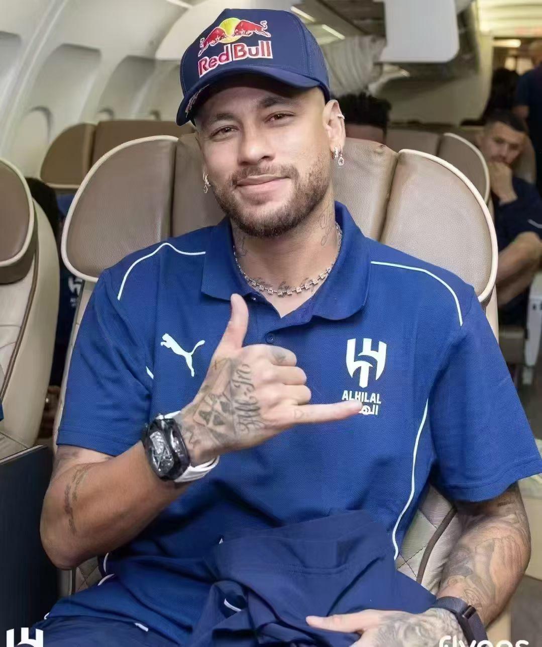 内马尔：沙特联就是世界第六联赛！最近巴西球员内马尔接受记者采访时说，近年来沙特