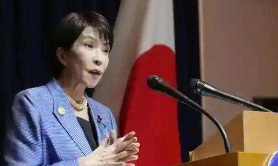 7月3日，结束印度之行的日本首相高市早苗，其专机过境申请获得了中方批准。消息