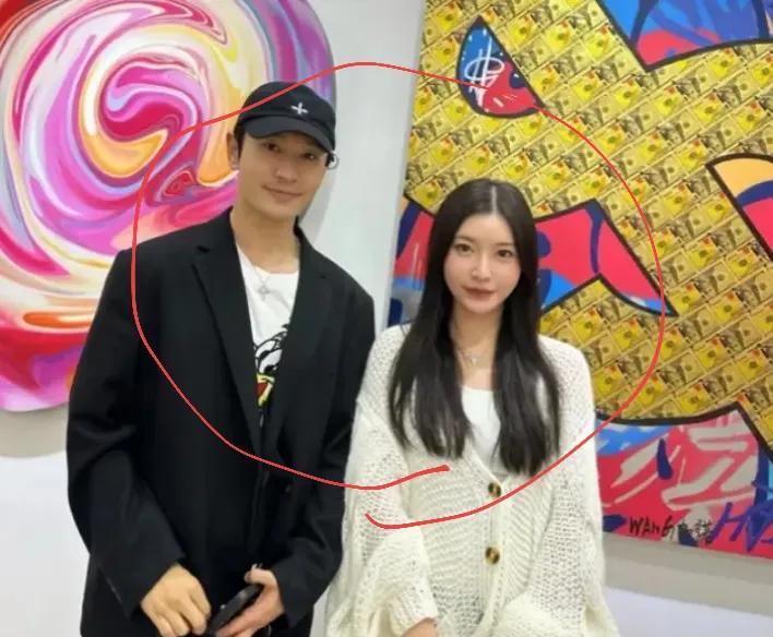 马筱梅嫁给汪小菲了，叶柯也为黄晓明诞下孩子。黄晓明会迎娶叶柯吗？答案是否定的，原