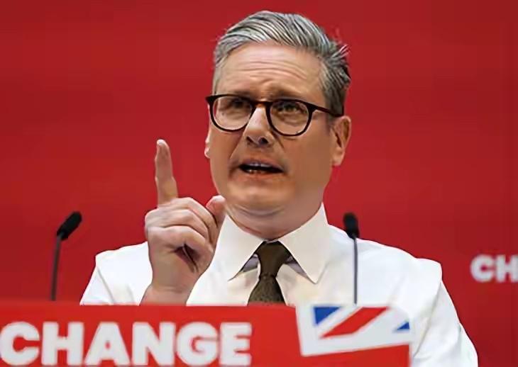 连开两枪，斯塔默访华计划泡汤，中方反击准时开始，对英秋后算账英媒刚炒热的20