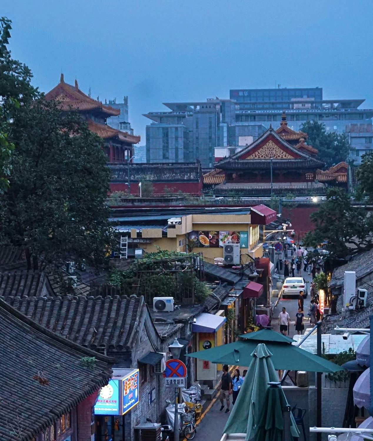 人生就是一场修行，一边走一边释怀：一、心很贵，一定要给值得的人。人与人都是