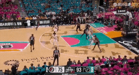 杨瀚森末节文班亚马连打克林根3个，还比太矮羞辱大根留不能让杨瀚森上去试试？杨瀚