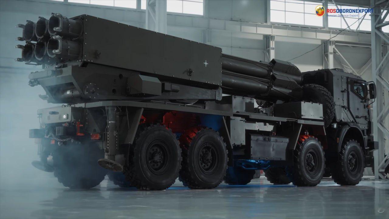 俄罗斯新近部署的“萨尔玛”（Sarma）多管火箭炮系统，这是一款基于8x8卡玛兹