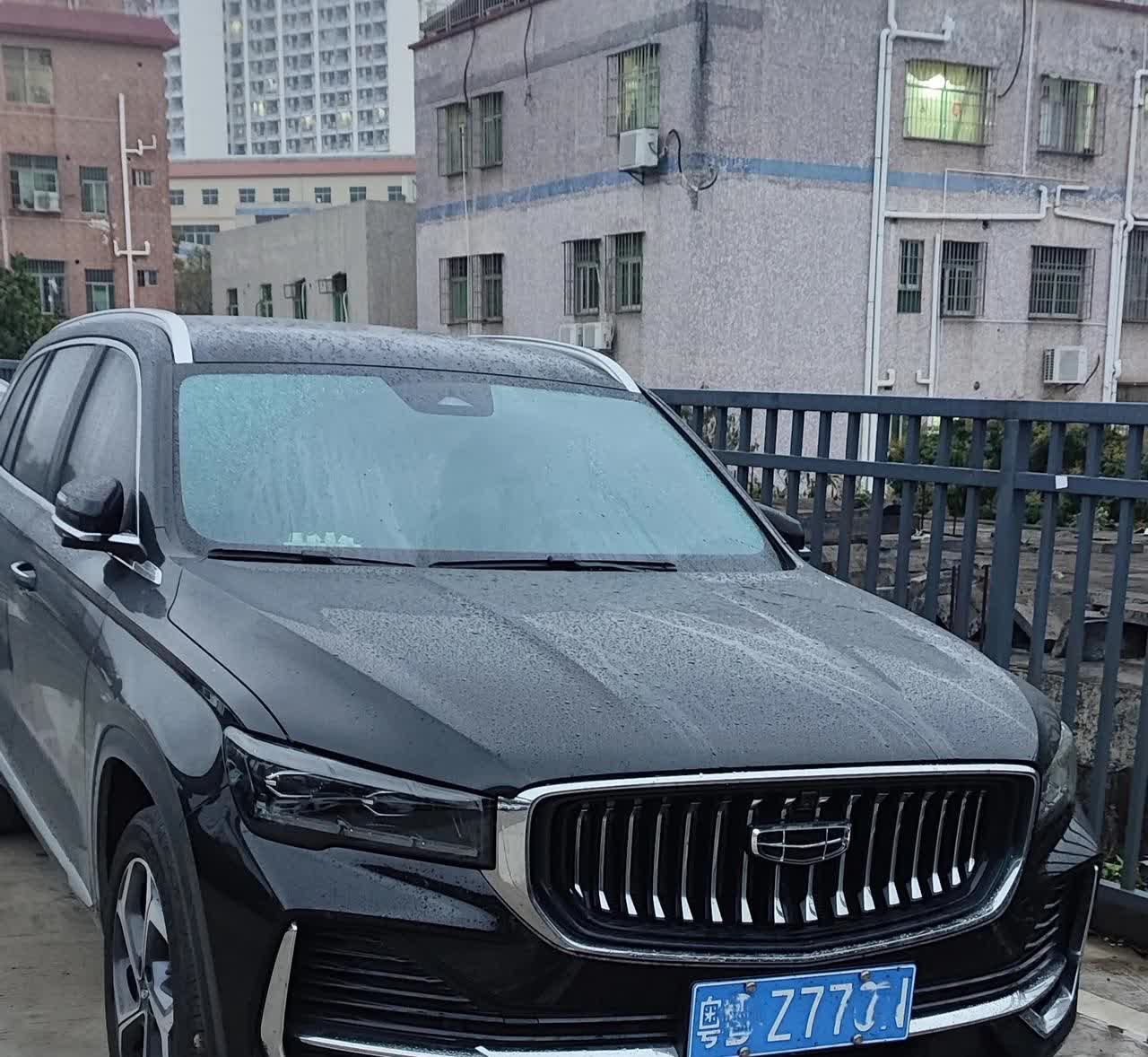 吉利星越L，国产SUV中的优秀选手，姨表哥去年买了一台，开了这么久没啥问题，配置