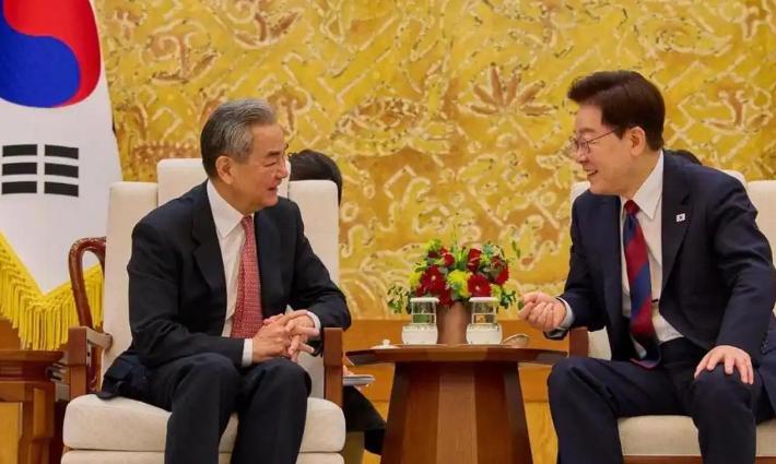 拒之门外！韩国议员踩红线，中方用行动告诉世界什么叫寸步不让8月21日，韩国