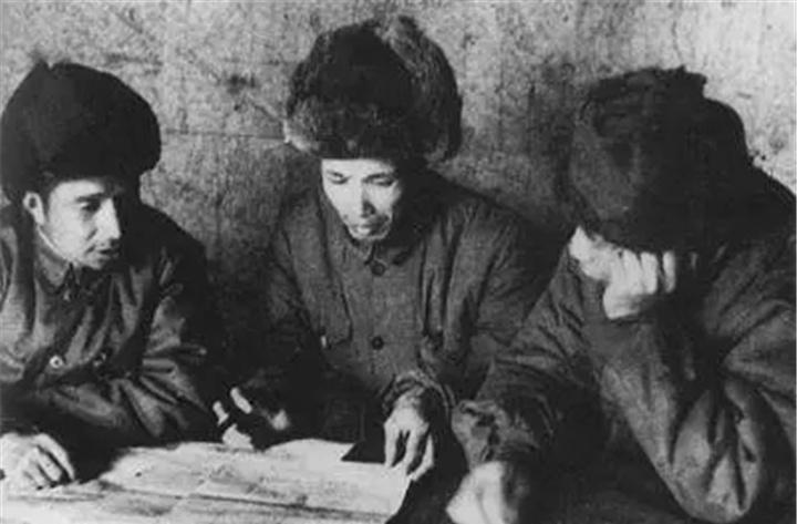 距敌仅有25公里，华野9纵为何坐视黄百韬兵团西撤而不拦截？共和国第一大将粟裕曾