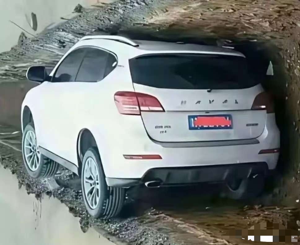 不得不夸下司机很牛，但是拍照片的更牛！！！