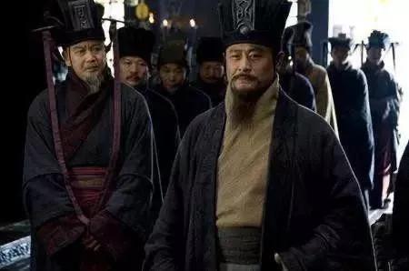 今日话题：荀彧最后为什么会反对曹操？？？网友甲：荀彧反对曹操是因为曹操后期要