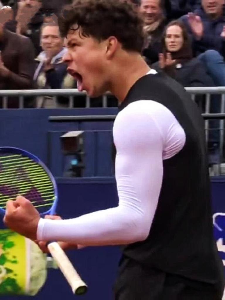 新生代丰塞卡慕尼黑站不敌美国年轻选手谢尔顿，无缘四强。北京时间