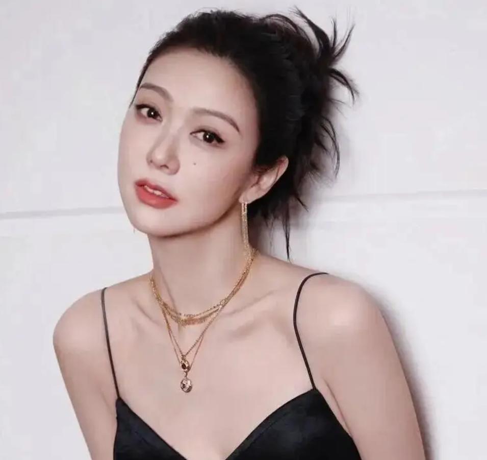 抛下香港安逸圈子，薛凯琪白手起家在北京落地生根当初这个出人意料的定居选择