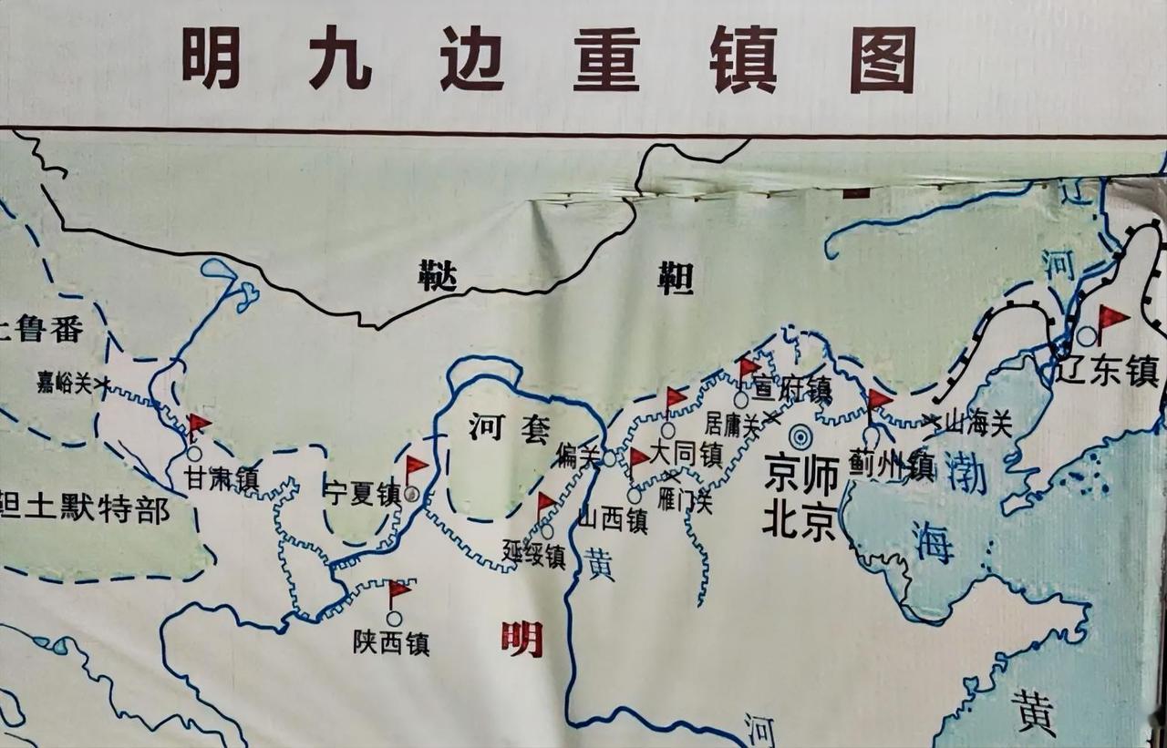 为什么明朝要迁都北京？因为当时明朝的国防压力在九边，蒙古人一定是之后二百年里