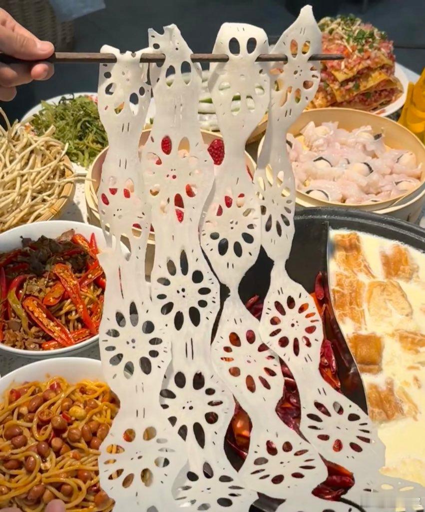 火锅店的窗花藕片​​​