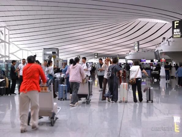 大兴机场2026年旅客吞吐量突破3000万人次
