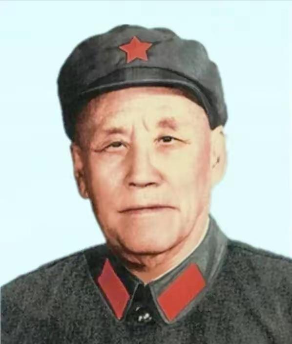 1951年，何长工代表中国与苏联谈判时，因为衣着寒酸遭到了苏联外长维辛斯基的轻视