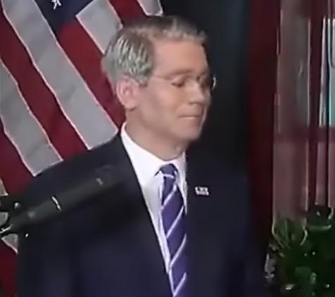 美国财政部长贝森特在接受记者采访时，公开呼吁阿尔伯特省脱离加拿大，还指称欧洲各国