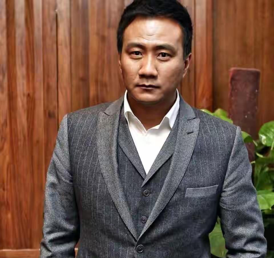 这一次飞天奖，郭京飞没得奖，我不奇怪。段奕宏没拿奖，我也不奇怪。就是想不明