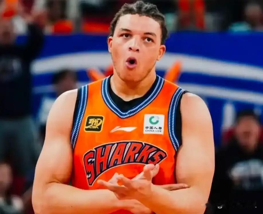 Cba已经进入季后赛。但是有的赛程缩减了，广大球迷严重的不满。这里边有必须也有