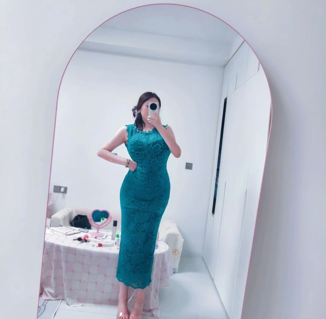 穿这样和你约会怎么样？