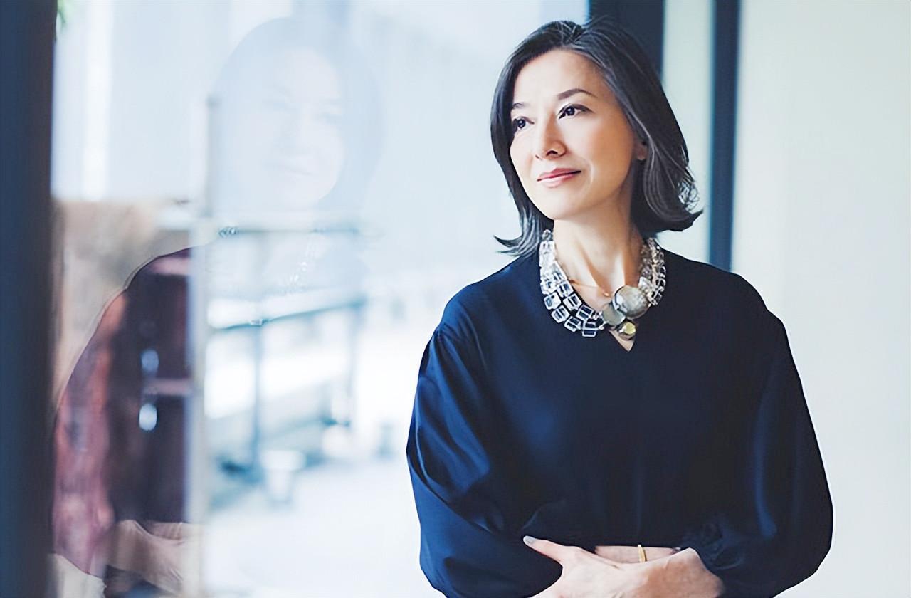 谁懂啊！62岁日本博主原由美才是老年穿搭天花板✨梁实秋说“人生到了境界，万